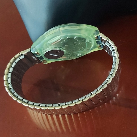 Swatch classic style watch - Picture 4 of 6